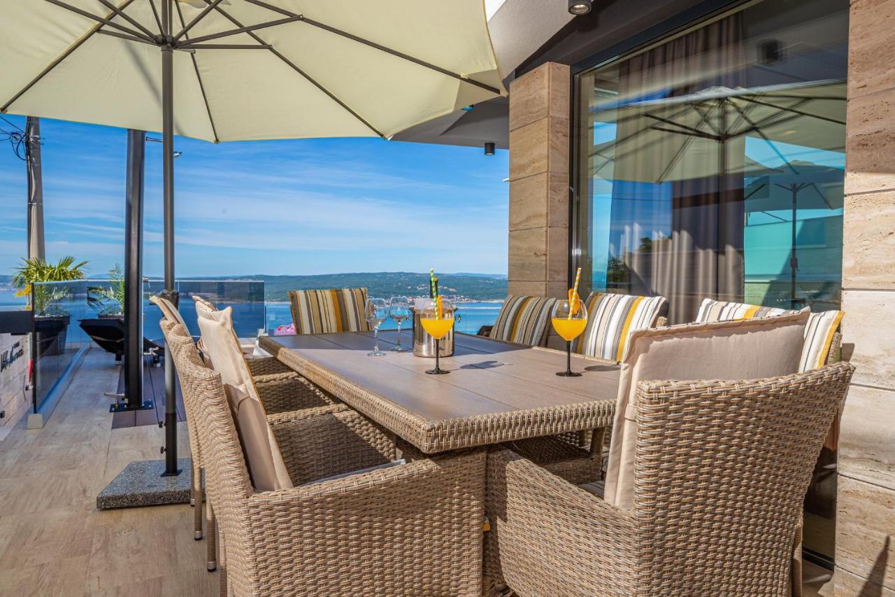 Villa Marassi With Heated Pool, Hot Tub And Sauna ツリクヴェニツァ エクステリア 写真